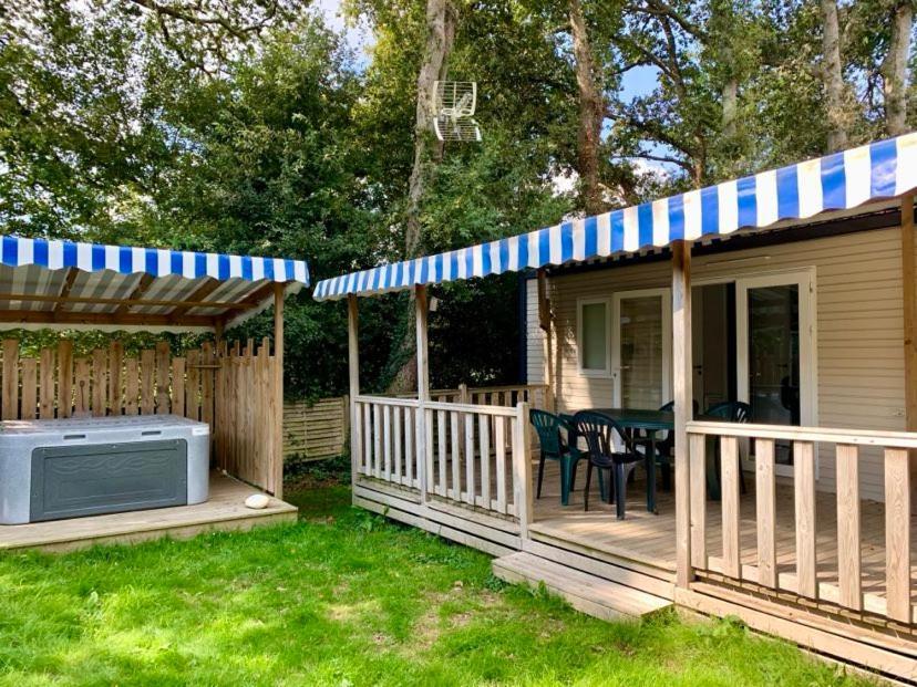 Camping De L'Etang Du Pays Blanc Guerande Exterior photo
